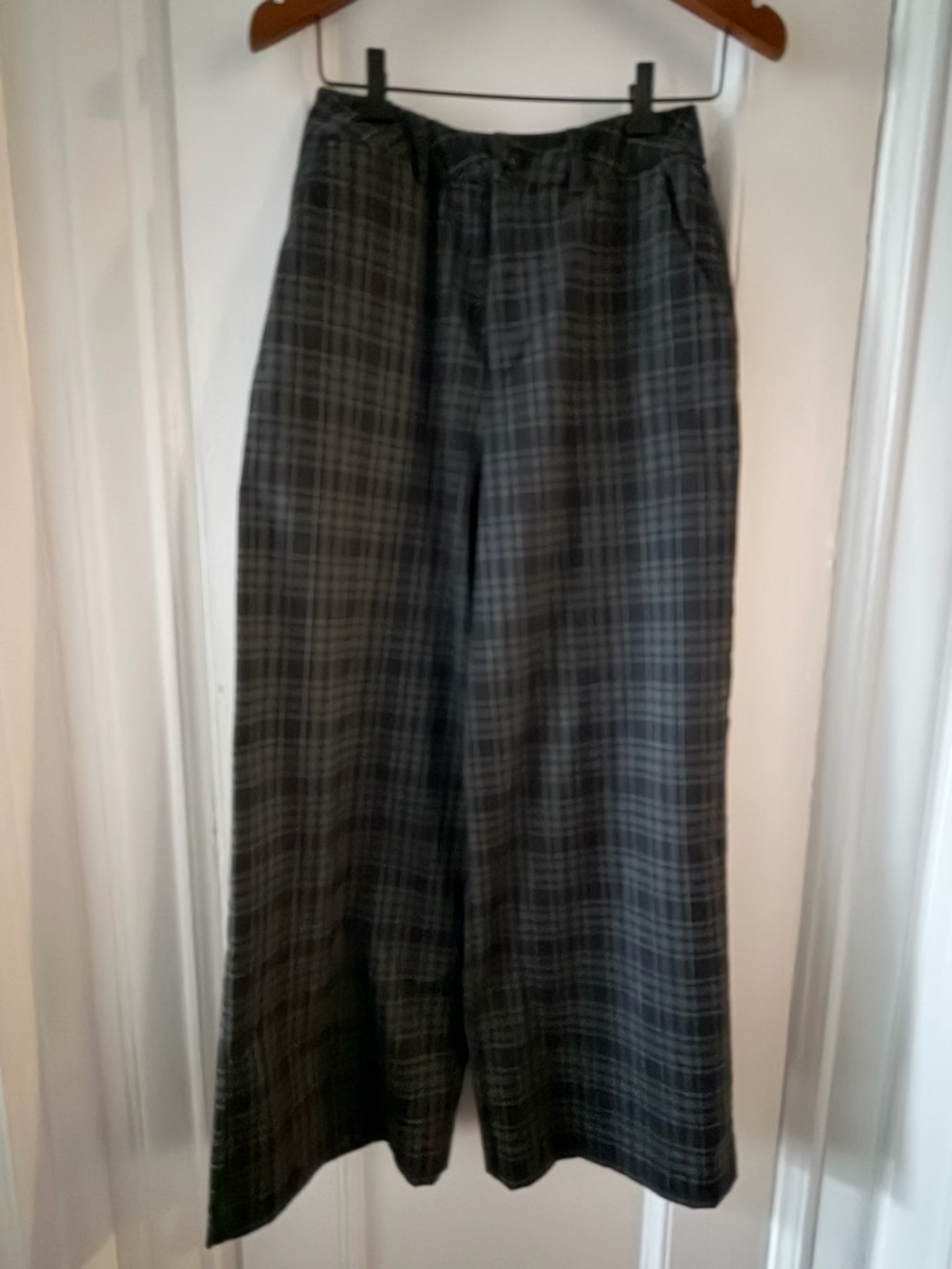Disturbia wide leg plaid pants